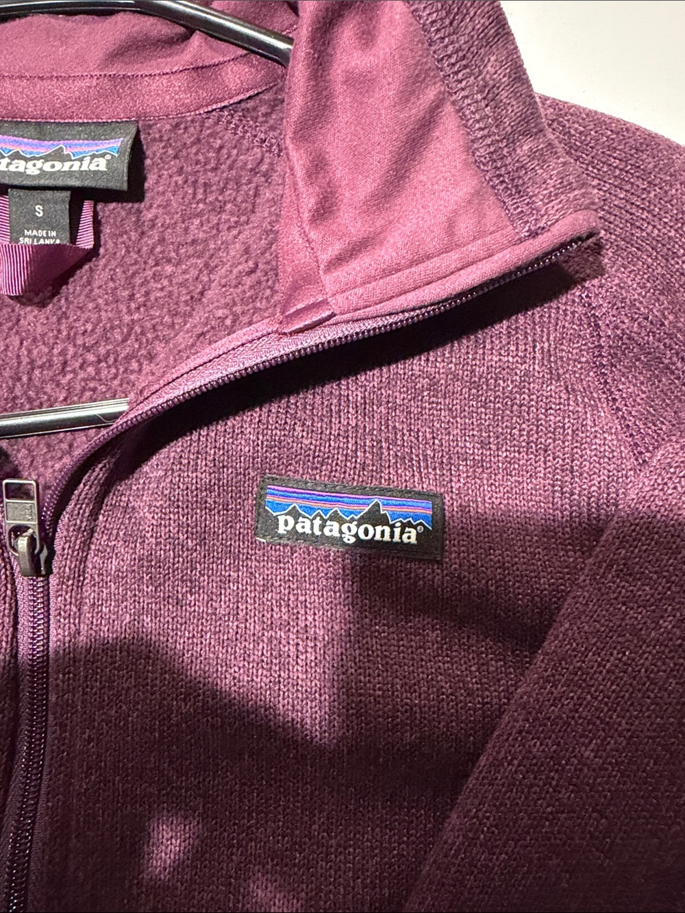 Patagonia women’s Zip-Neck Sweater - Plum Heather - Picture 3 of 3
